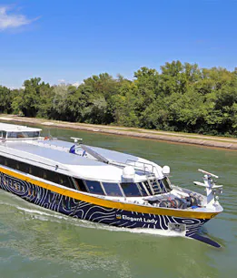 Kreuzfahrtschiff MS Elegant Lady
