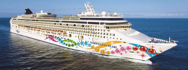 7 Nächte Piraeus – Ravenna über Santorini, Katakolon & Kotor u. a. mit Norwegian Cruise Line: Norwegian Pearl