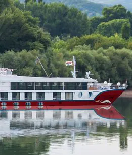 Kreuzfahrtschiff MS Maxima
