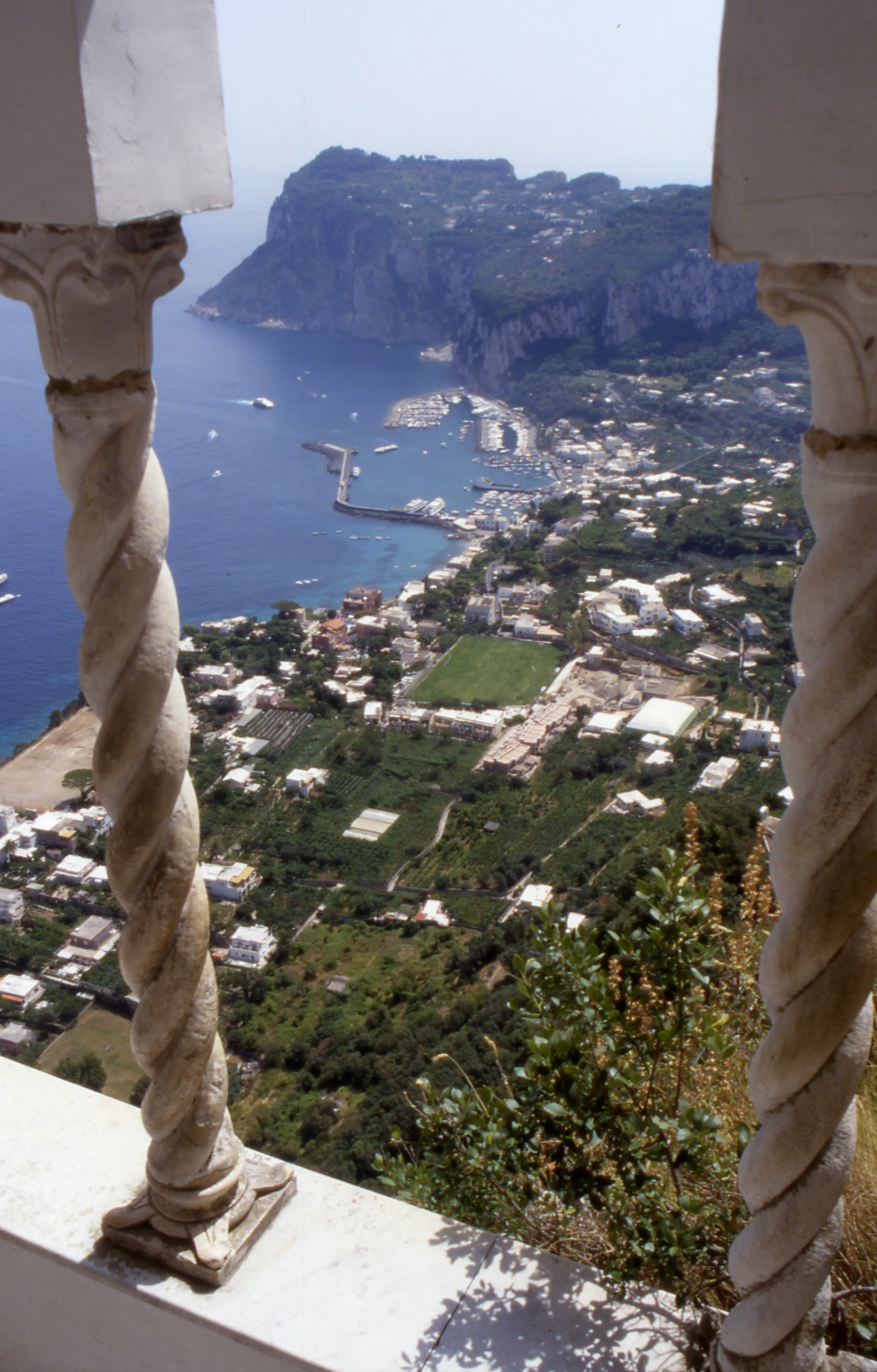 Hafen Capri