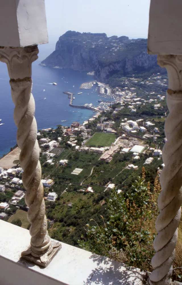 Hafen Capri