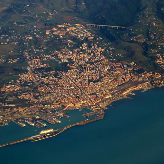 Kreuzfahrtschiff Explora V: Hafen Civitavecchia