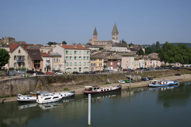 Hafen Tournus