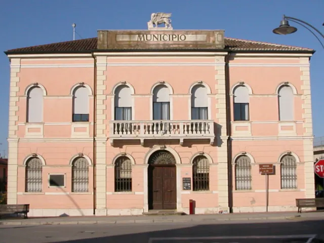Hafen Polesella