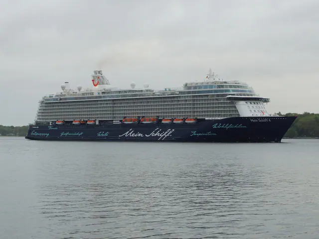 Kreuzfahrtschiff Mein Schiff 4