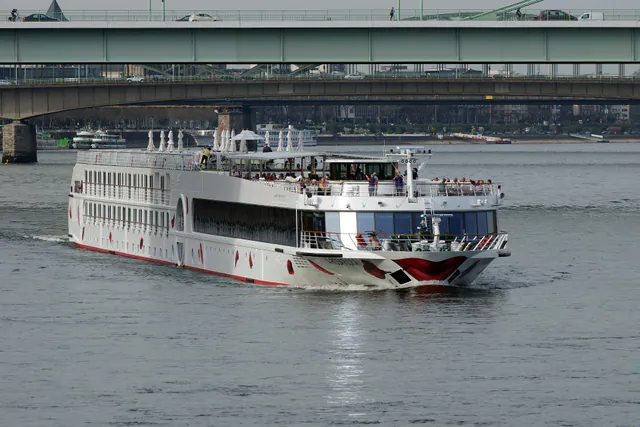 Kreuzfahrtschiff A-ROSA FLORA