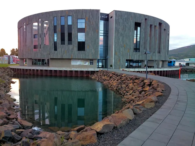 Hafen Akureyri
