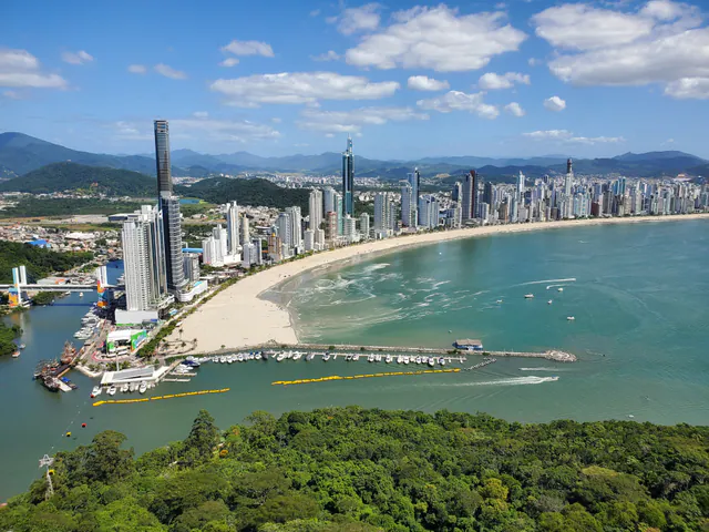 Hafen Balneário Camboriú