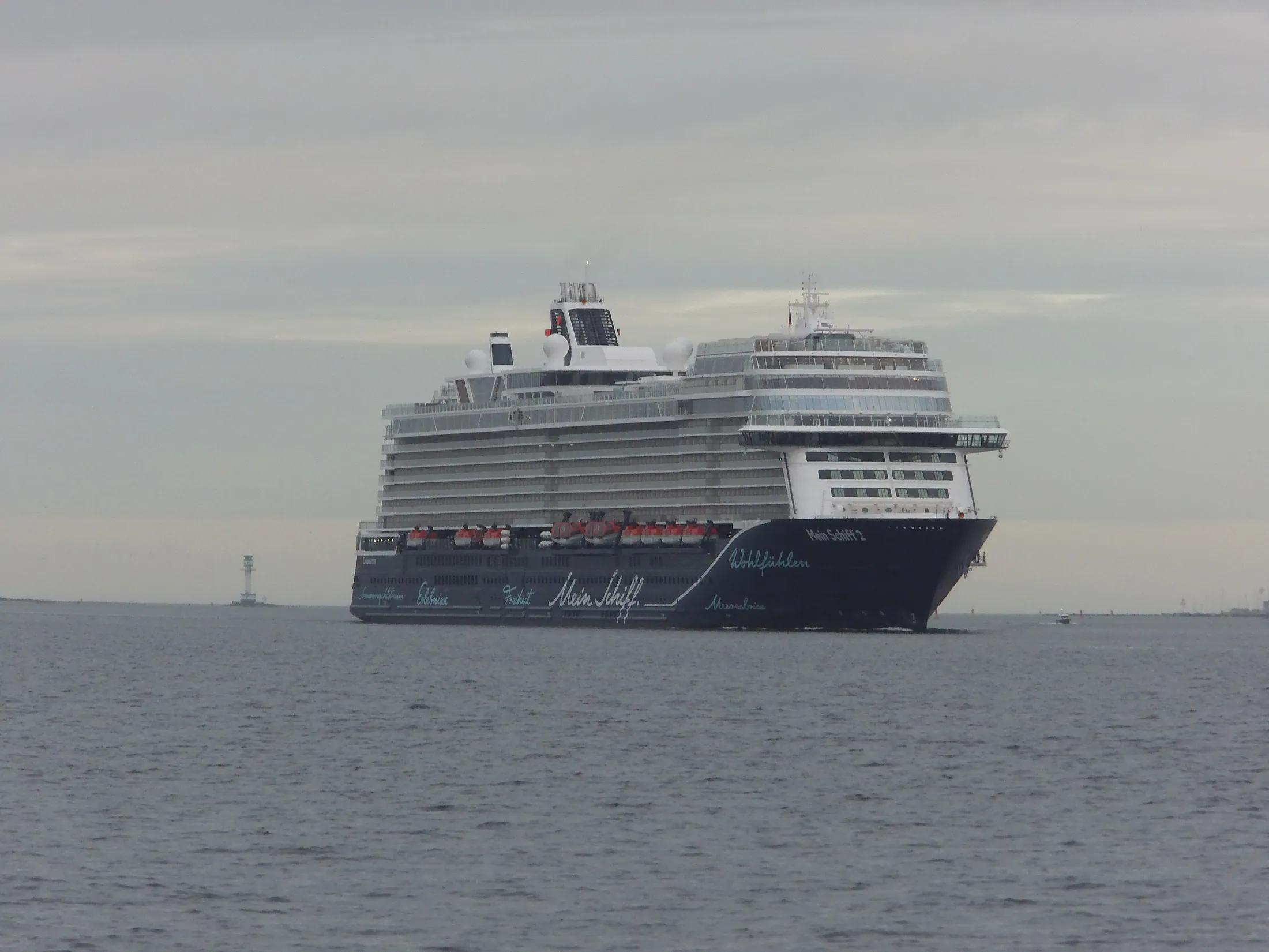 Kreuzfahrtschiff Mein Schiff 2