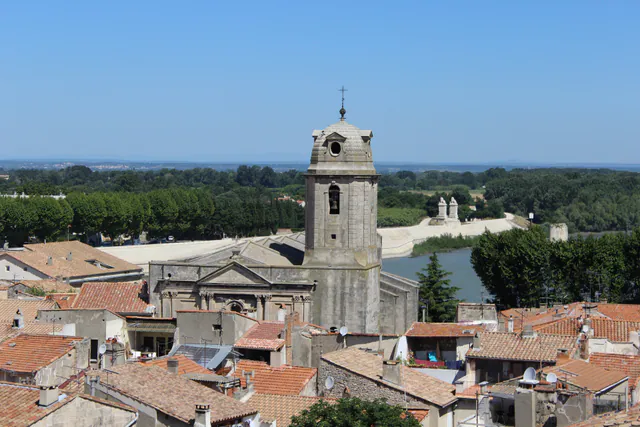 Hafen Arles