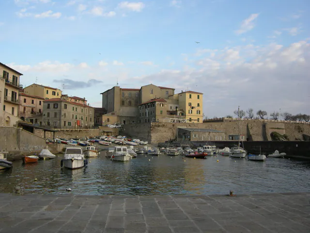Hafen Piombino