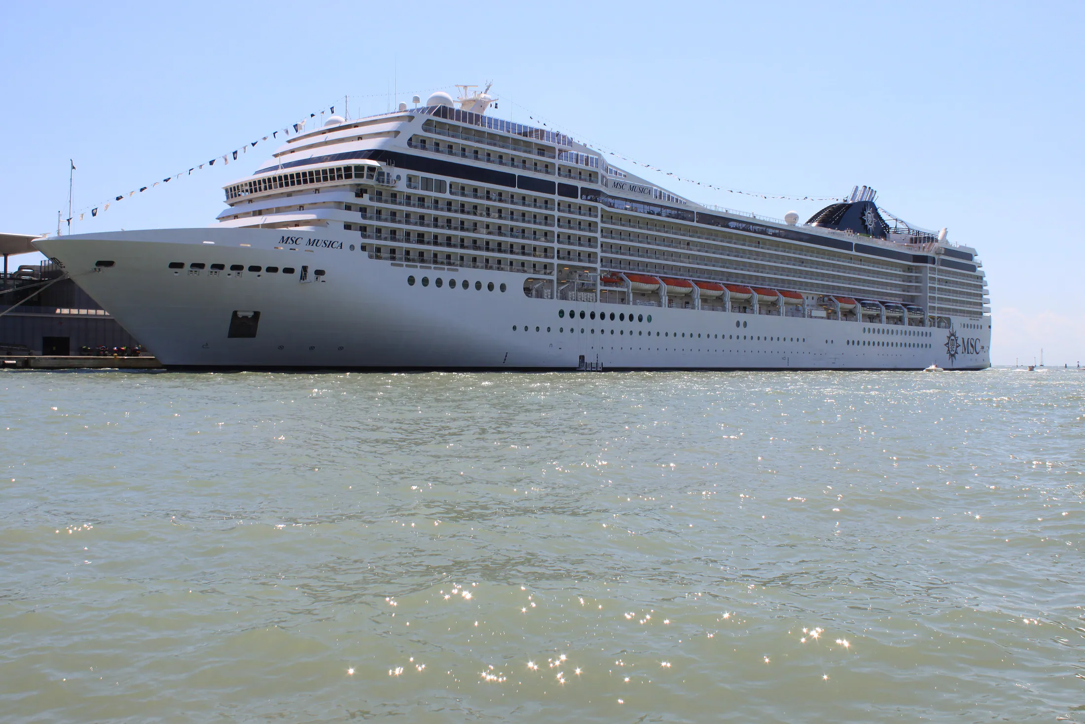 Kreuzfahrtschiff MSC Musica
